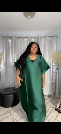 Image 1 of EVE CAFTAN (GREEN)