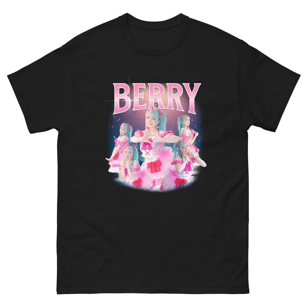 BERRY Collage T-shirt (ONLINE ONLY)