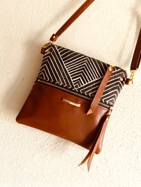 Image 2 of HWD zipper crossbody 