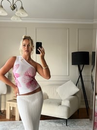 Image 3 of MATILDA TOP - ORCHID (MEDIUM PRINT)