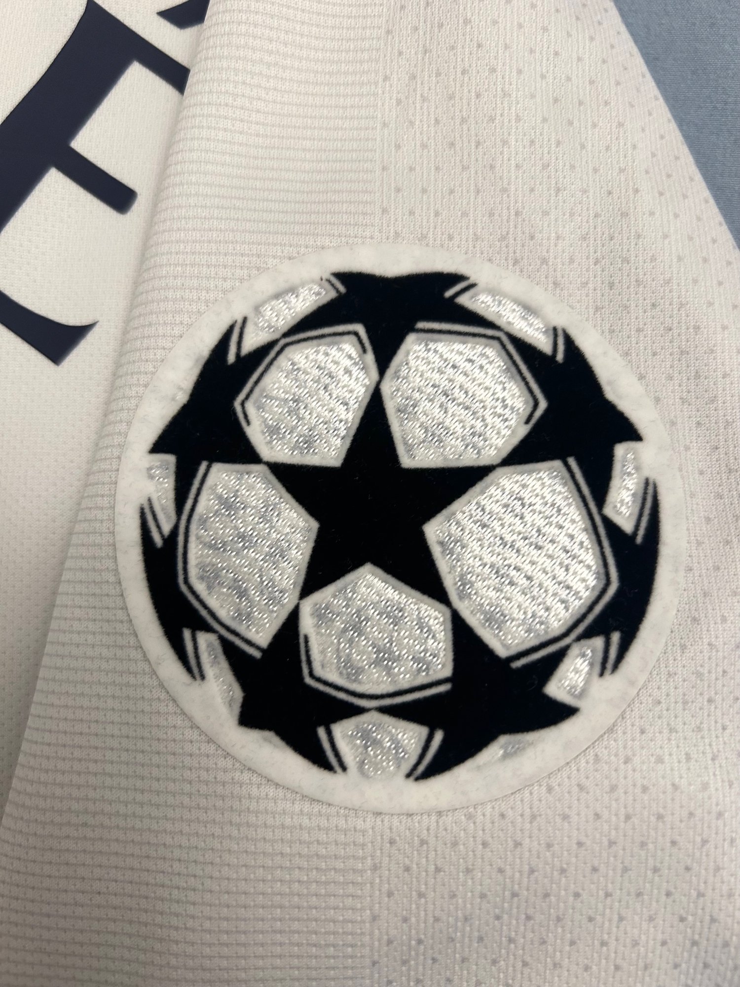 Image of Tottenham Hotspur “DEMBÉLÉ 19” 2017/18 Home Shirt + UCL patches, L