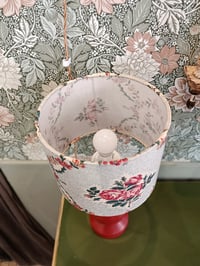 Image 5 of Lampe de table mémoire fleurie 