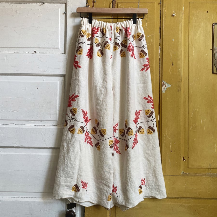 Image of Autumn Acorns Linen Cross-stitch Granny Pants