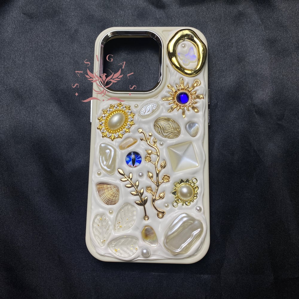 Image of Beige Vibes Mosaic Decor Cases 