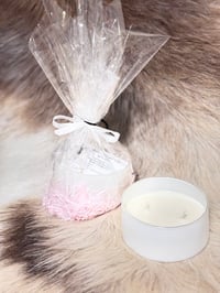 Image 2 of Beautiful White Soy Bowl  Candle (French Toast & Cinnamon)