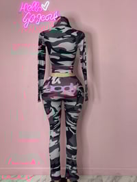 Image 2 of Bodied- gray/pink