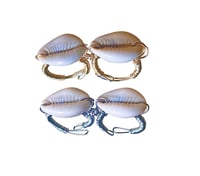 Image 1 of Cowry Knuckle Duster - Adjustable