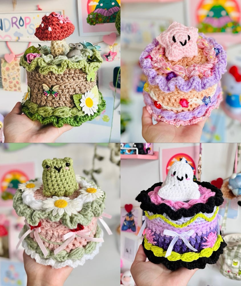 Image of Keychain Cake Boxes 🎂