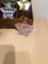 Image 8 of Snow shaped Rock ‘n’ Roll snow globes