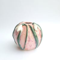 Image 2 of Sphere vase (snowdrop)