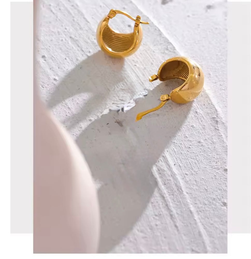 Image of LUNA 18ct Gold Plated Scooped Hoop Earrings 