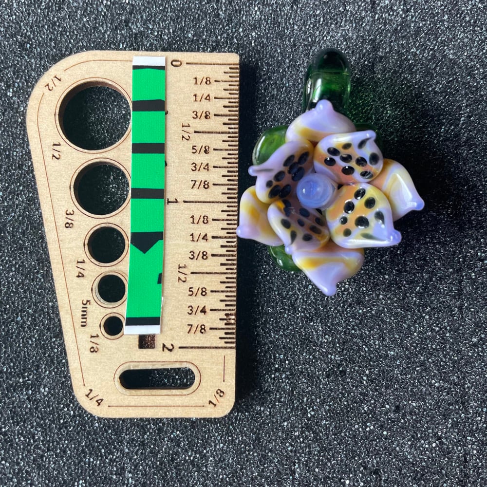 Image of Flower Pendant 9