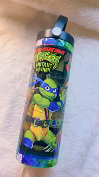 Image 3 of Turtle 20 oz Water Bottle