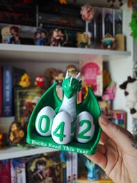 Image 1 of Contador de libros Dragon Guardian verde
