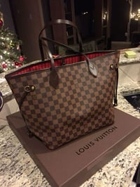 Image 4 of LV TOTE🎀🍒