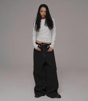 Image of PROTÉMOA - Raven Jeans