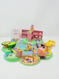 Image 3 of Ensemble bracelet et Polly Pocket Le Monde de Rêve de Polly