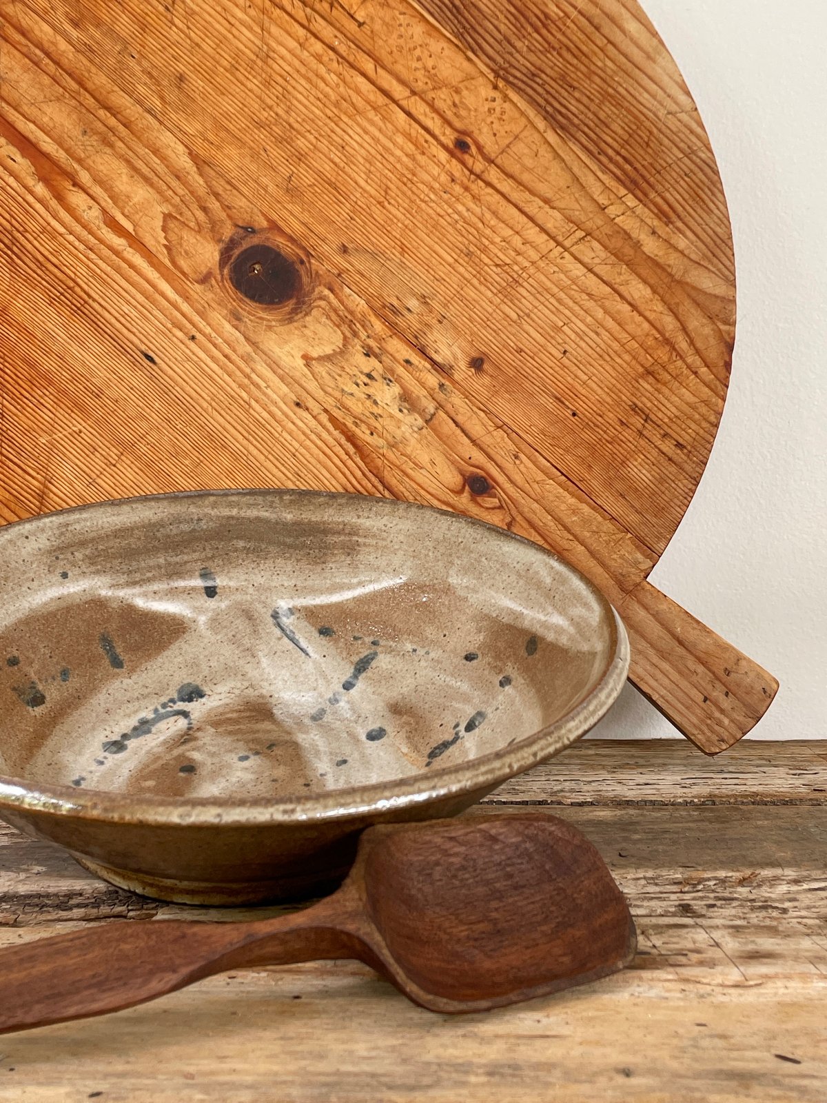 Image of SPLATTER SERVING BOWL