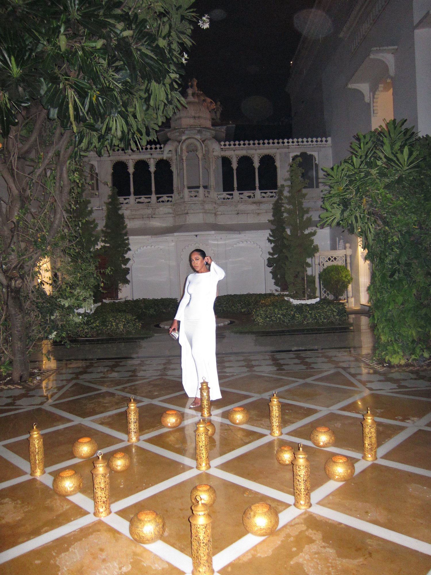 Image of WHITE LONG BATWING MAXI DRESS (XS)