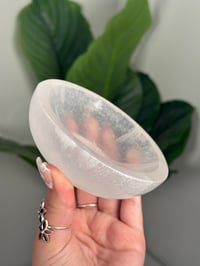 Image 1 of SMALL ROUND SATIN SPAR BOWLS