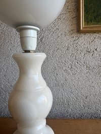 Image 7 of La lampe à poser en albâtre