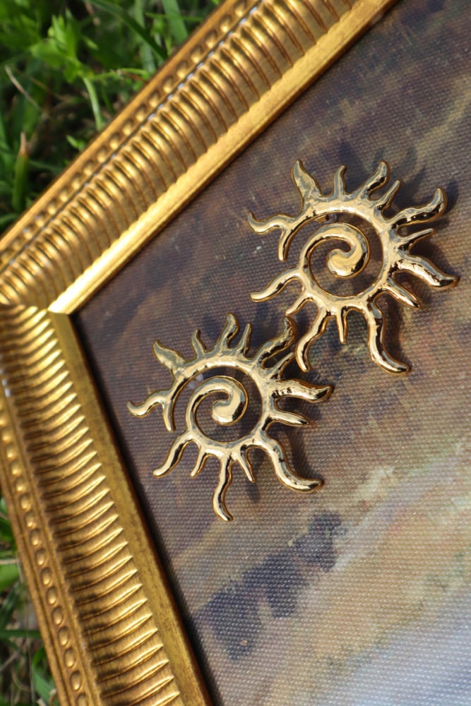 Image of "Sungaze" Stud earrings