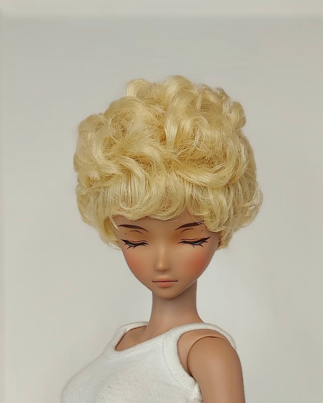 Malibu Blonde Bubblecut 
