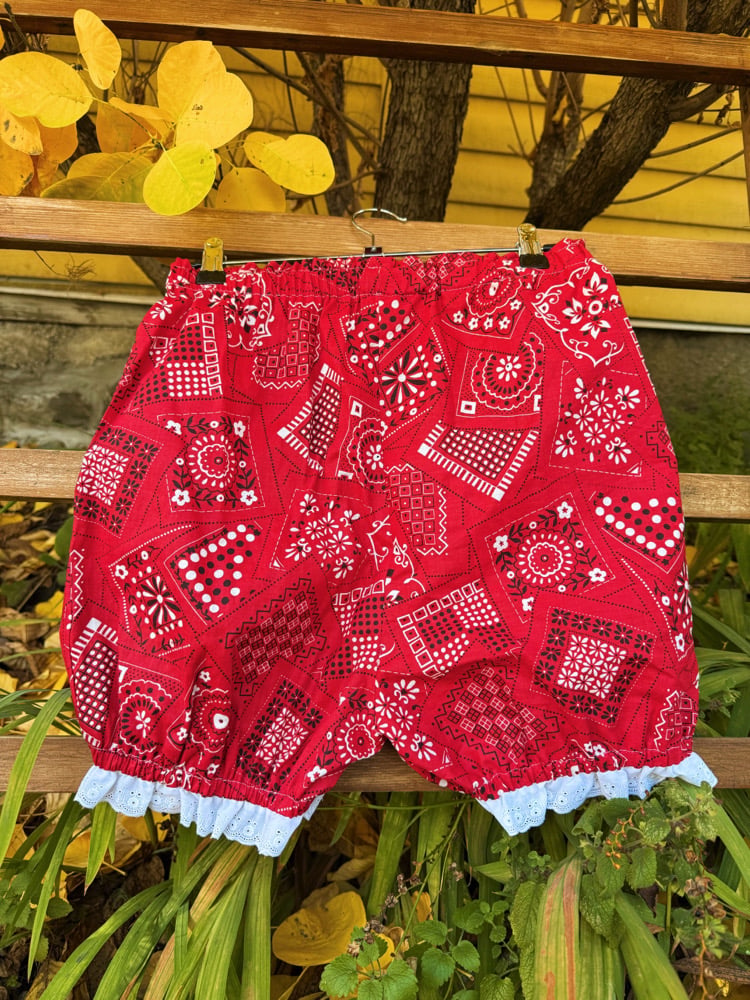 Image of High Waisted Ruffle Bloomer Shorts — Heartland Red Bandana