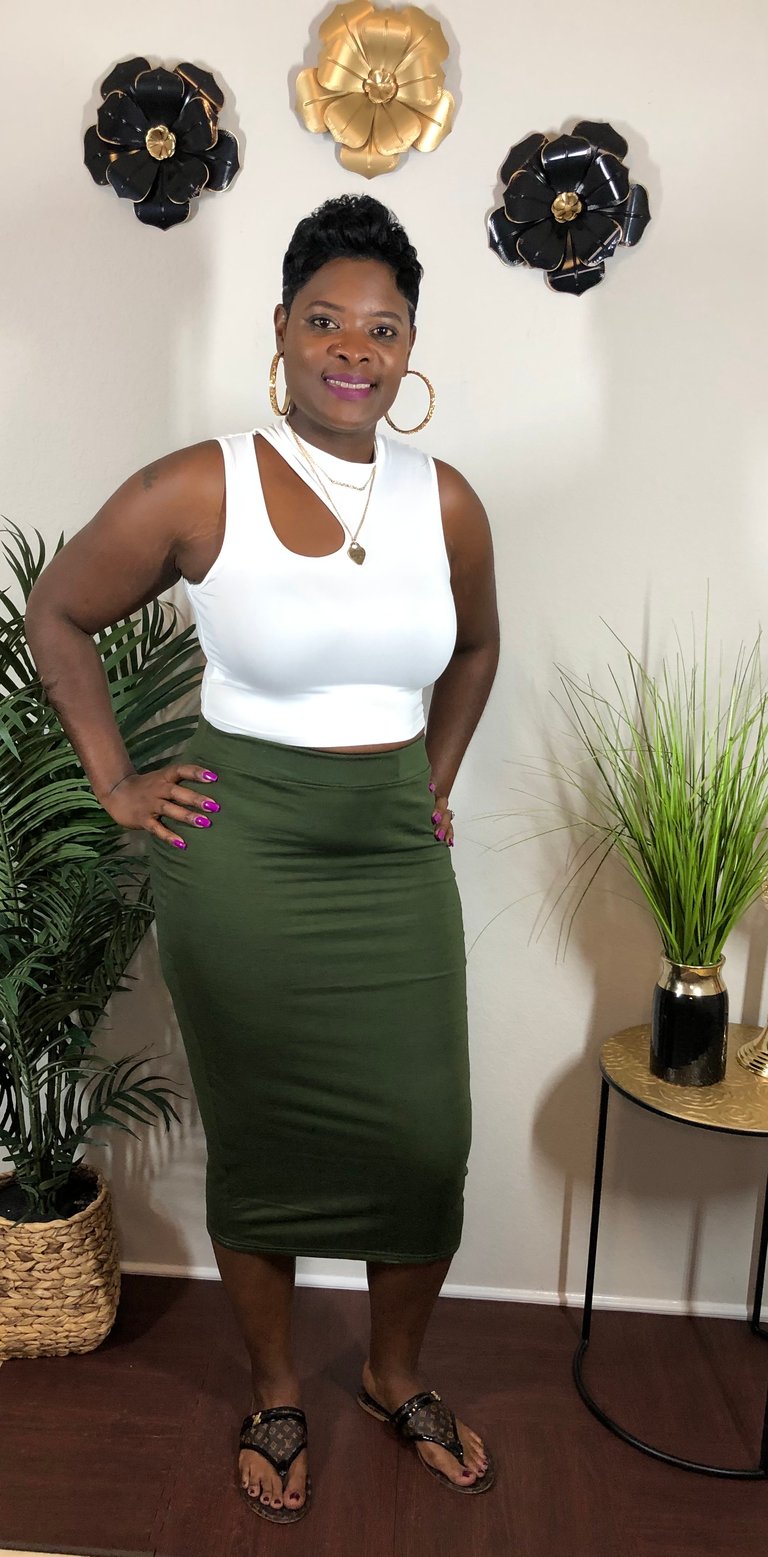 Simple Skirt Image 5