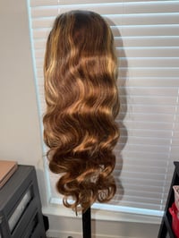 Image 1 of 26 inch 4/27 body wave wig