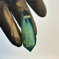 Image 7 of Crystal Pendant 2 - Aquatic Opalescent Twist