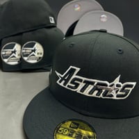 Image 1 of New Era 59Fifty OG Mendoza Black