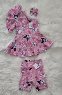 Image 3 of Meloni and kuromi set 