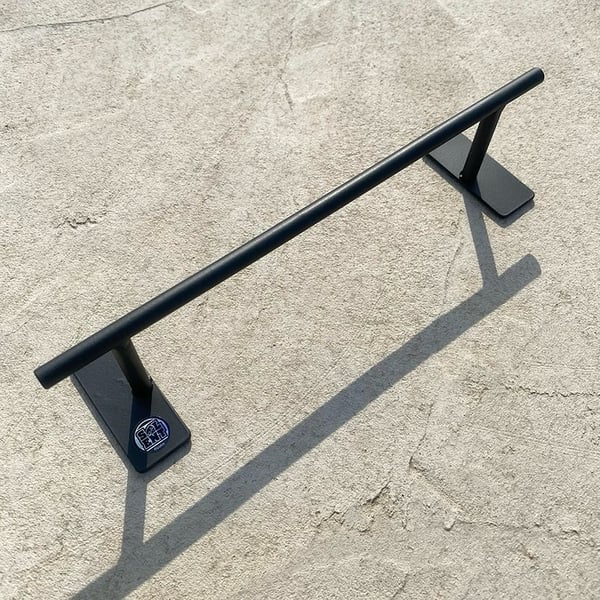 Image of Fingerboard Rails-Round