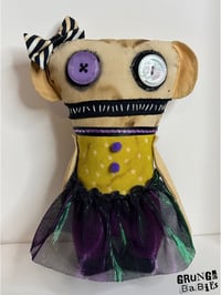 Image 1 of Violet Shimmer