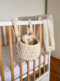 Image 1 of Chunky crib cot hanging basket