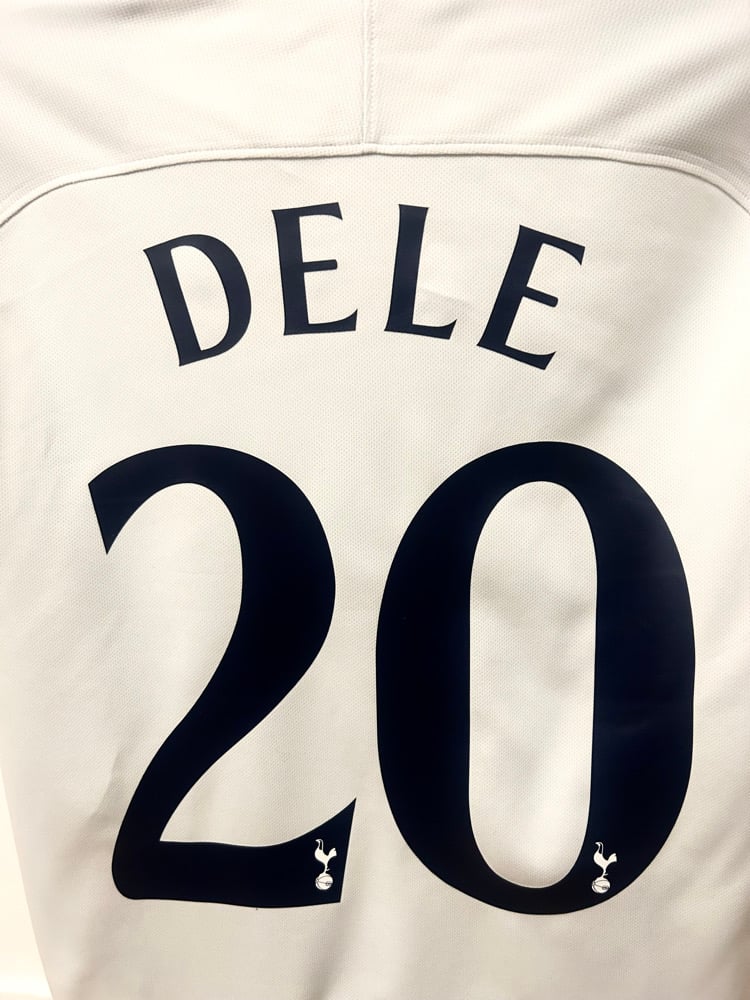 Image of Tottenham Hotspur “DELE 20” 2017/18 Home Shirt + UCL patches (L)