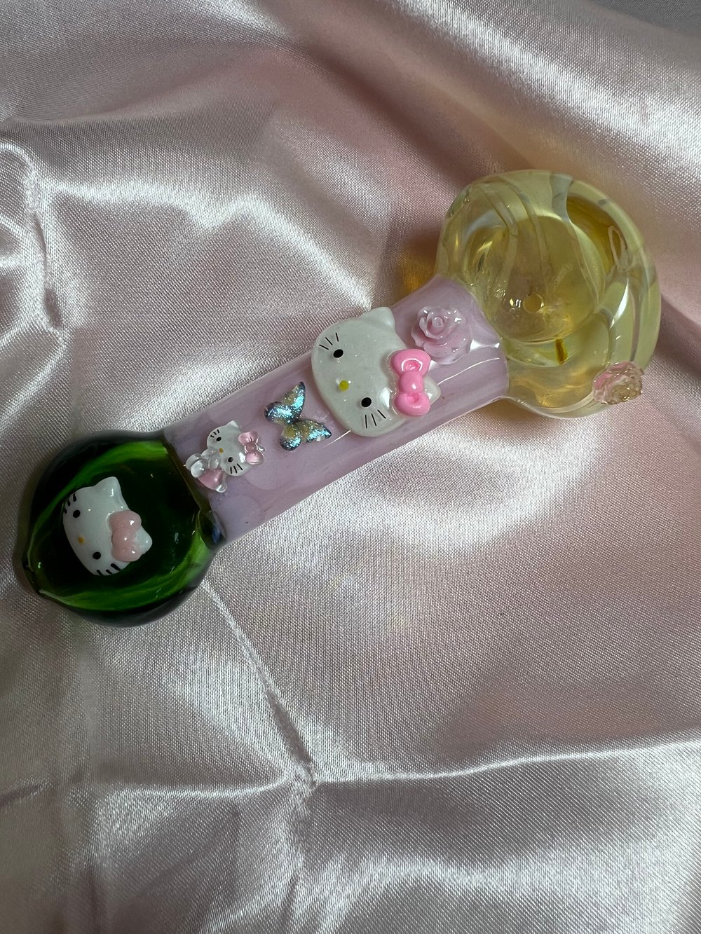 Hello kitty spring 🌸 pink & green pipe