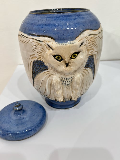 Image of Snowy Owl Lidded Jar - Elizabeth Paxson