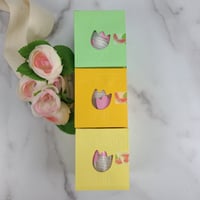 Image 2 of Upsie Cup with organic cotton pads