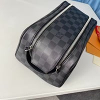 Image 3 of Lou Wash Bag - Mono/Black