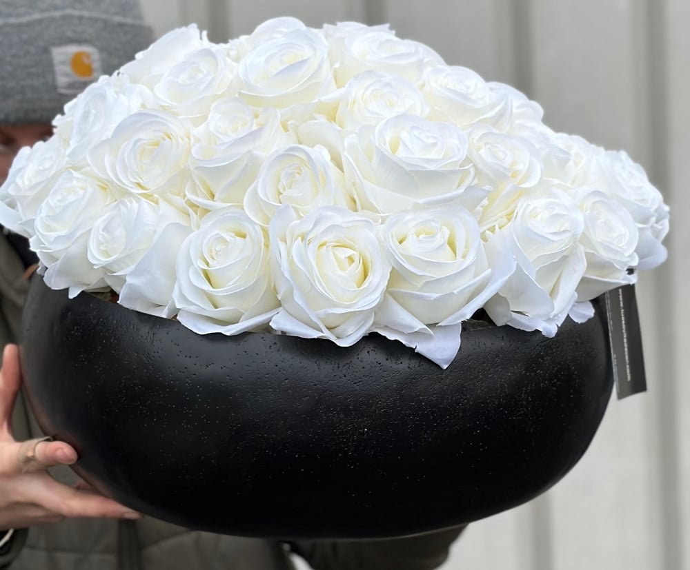 Image of XL Matt black bowl with premium ivory roses 
