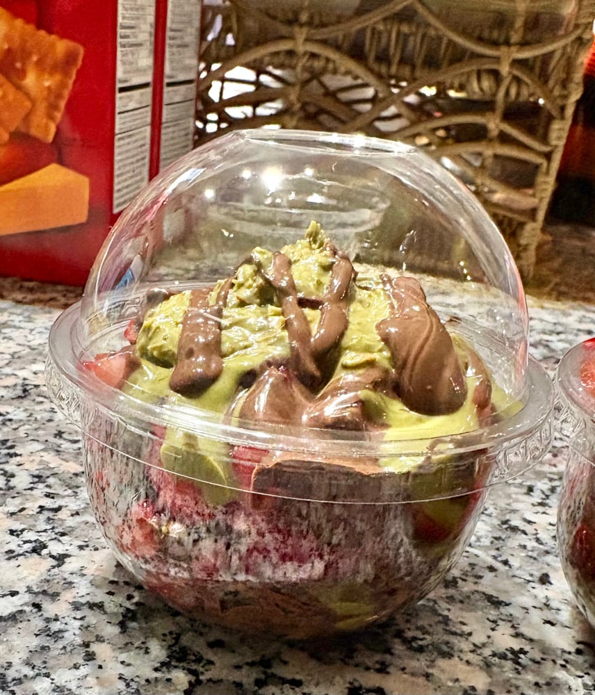 Image of Dubai Strawberries 🍓 