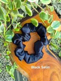 Image 2 of XL Dread Scrunchie