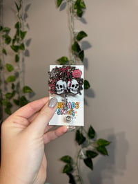 Lucky skull bow 