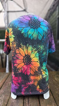 Image 3 of Grungeflower Tees