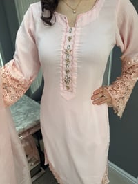 Image 3 of Peach lace