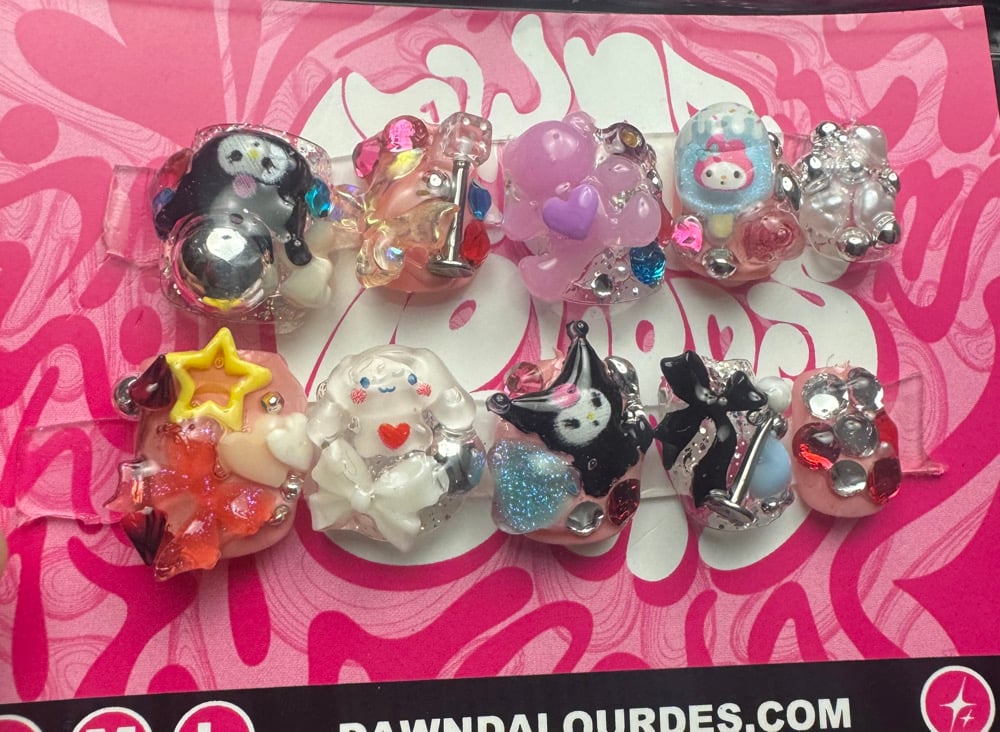 Image of kitty friends charm set