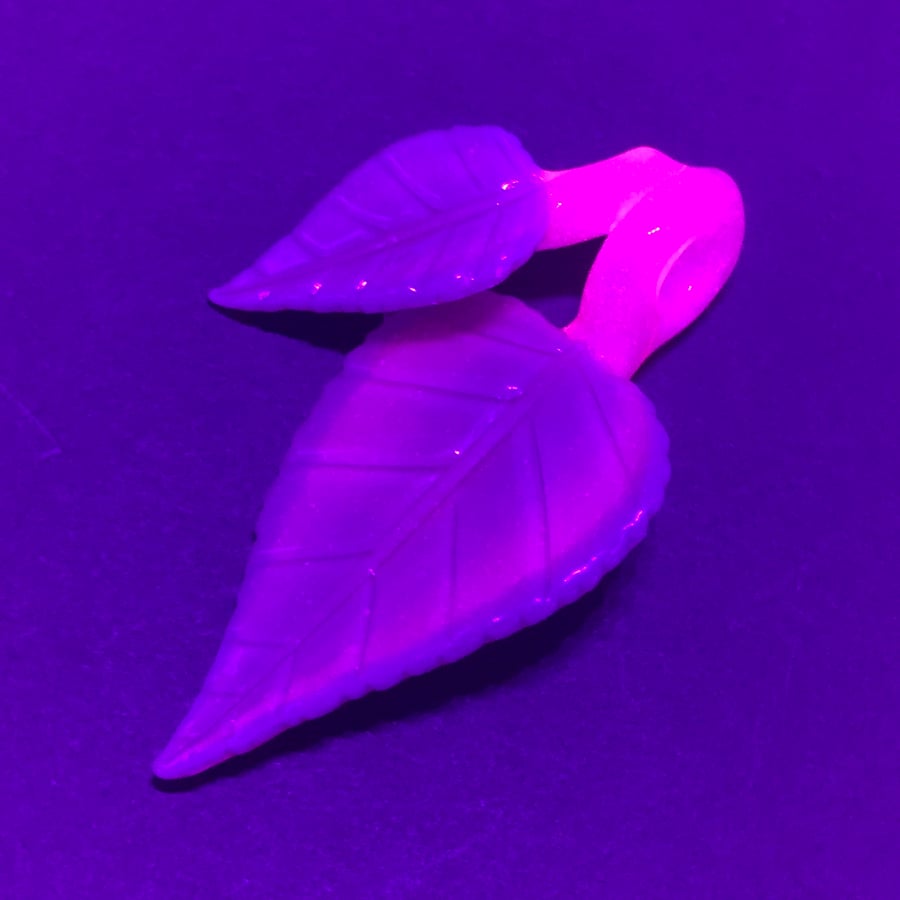 Image of Purple Power Double Leaf Pendant