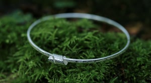 Image of Curling leaf Bangle
